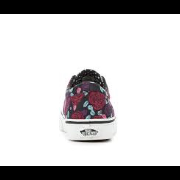 Vans - Picture 4 of 4